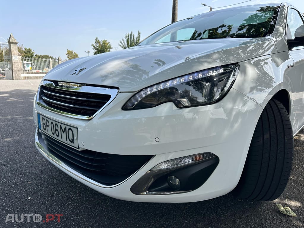 Peugeot 308 1.2 PureTech GT Line EAT6