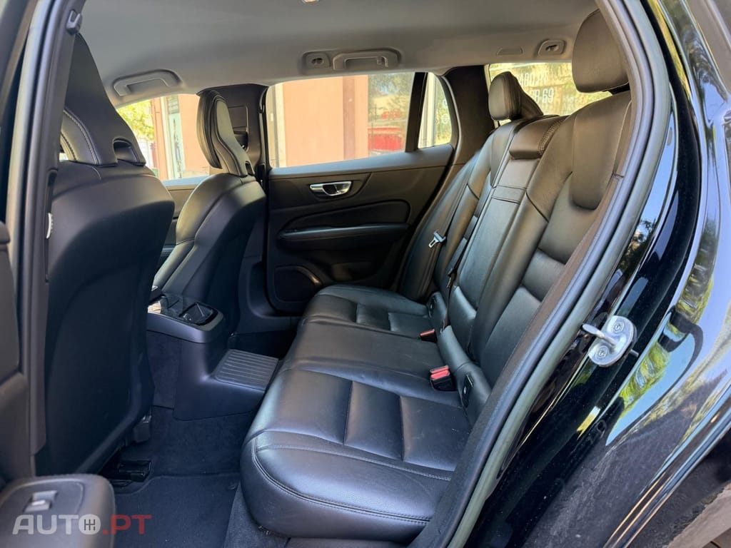 Volvo V60 2.0 T6 AWD TE Inscription Expression