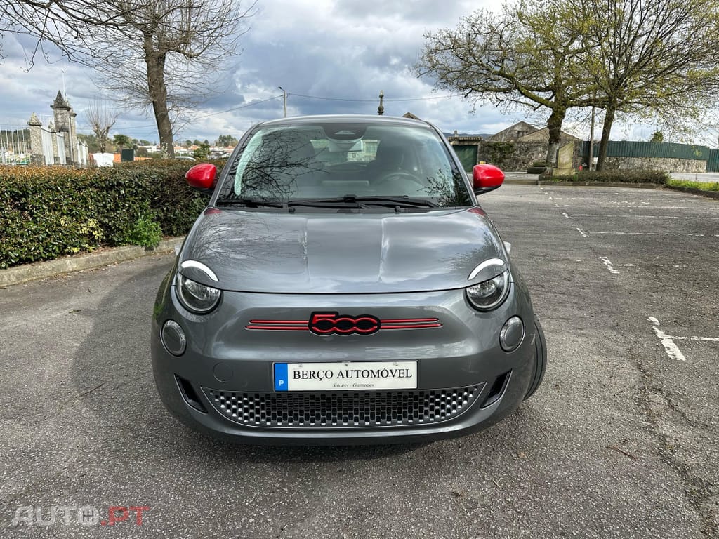 Fiat 500e 23kWh 95cv (RED)