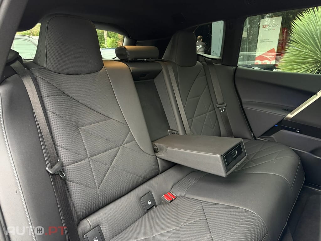 BMW iX xDrive 40 Pack Desportivo