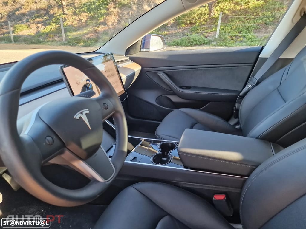 Tesla Model 3 AWD Dual Motor Performance