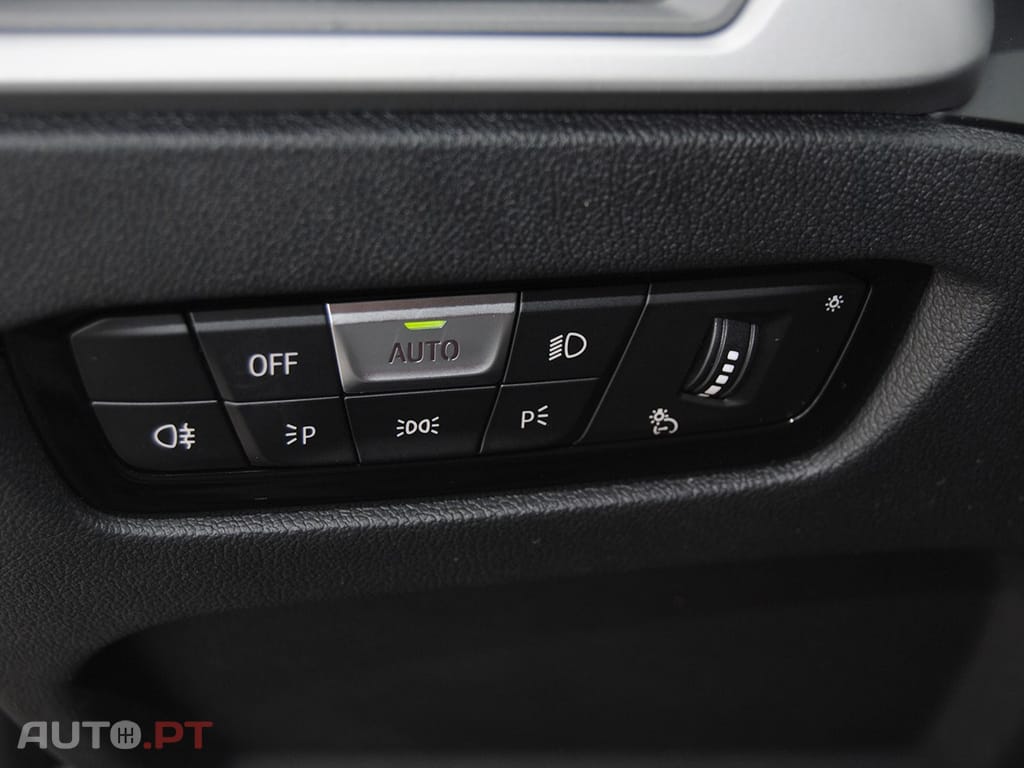 BMW 318 d Touring Advantage