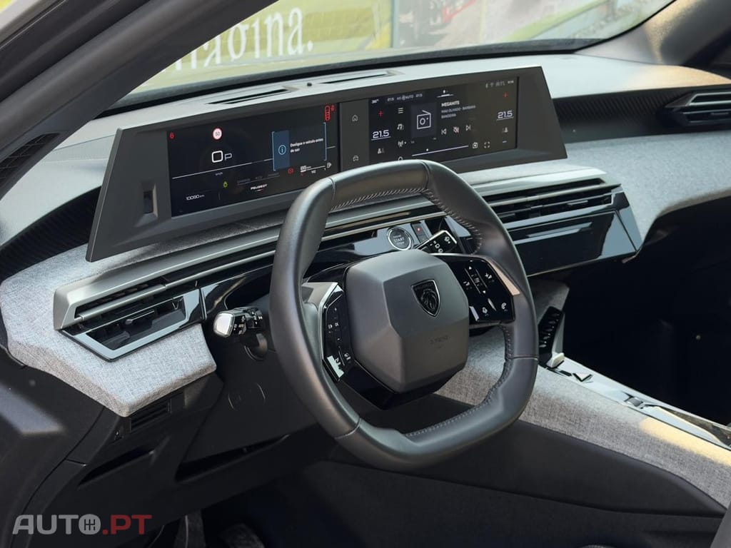 Peugeot 5008 1.2 Hybrid Allure e-DCS6