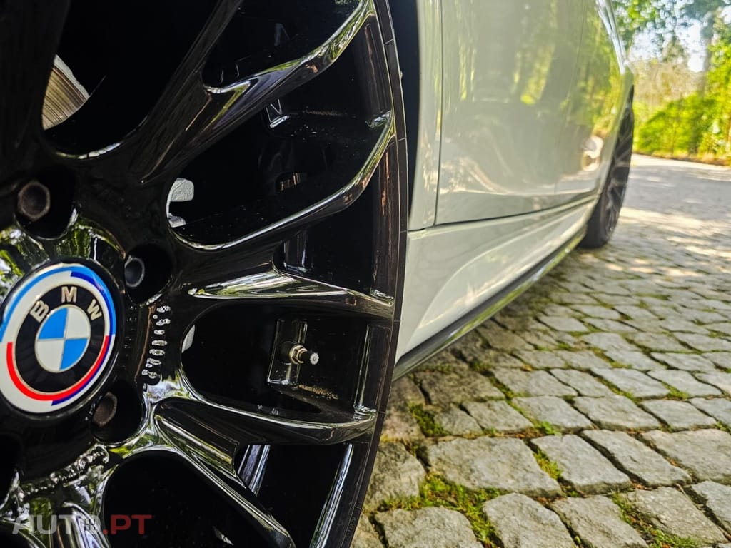 BMW 318 d Touring Edition M Sport Shadow