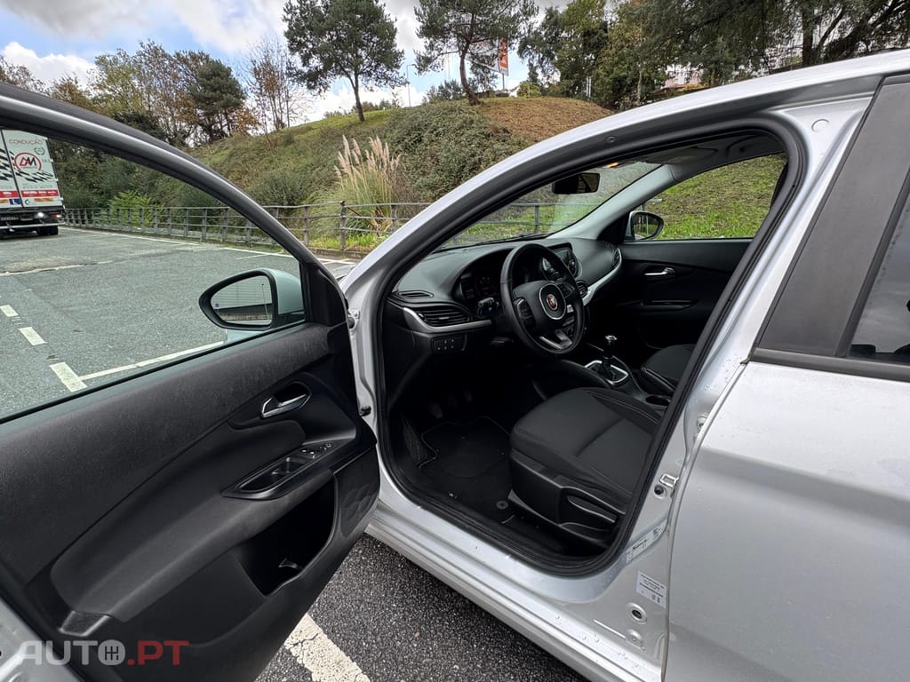 Fiat Tipo 1.3 M-Jet Easy