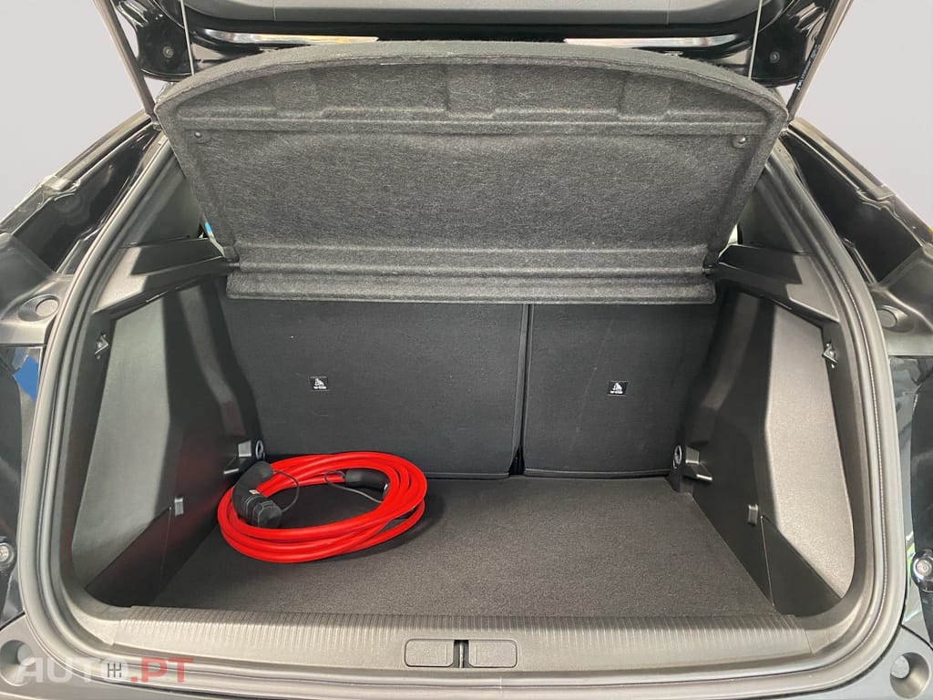 Peugeot E-2008 54 kWh Style
