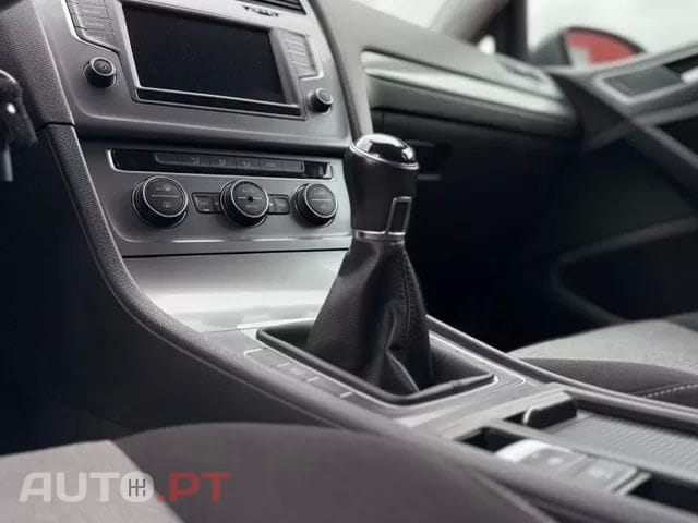 Volkswagen Golf other_Outro