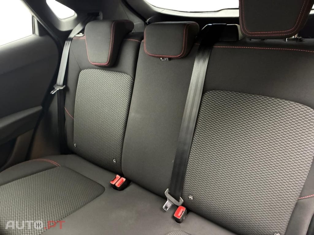 Ford Puma 1.0 EcoBoost mHEV Powershift ST-Line