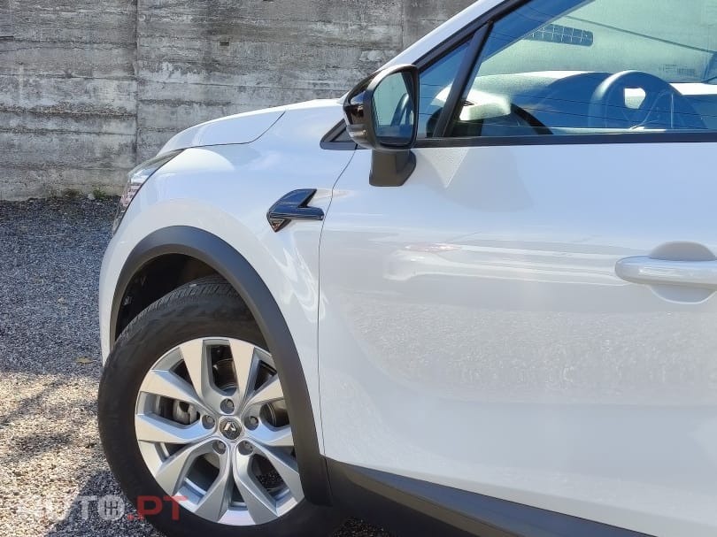 Renault Captur 1.6 E-Tech Full Hybrid Engineered