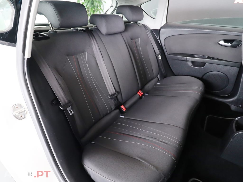 Seat Leon 1.6 TDI DPF Ecomotive Style
