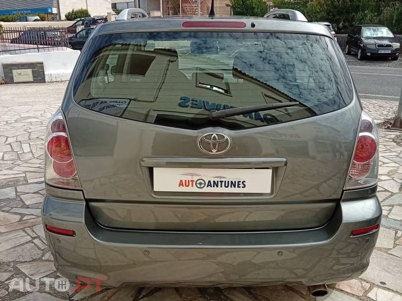 Toyota Corolla Verso 2.0 D-4D