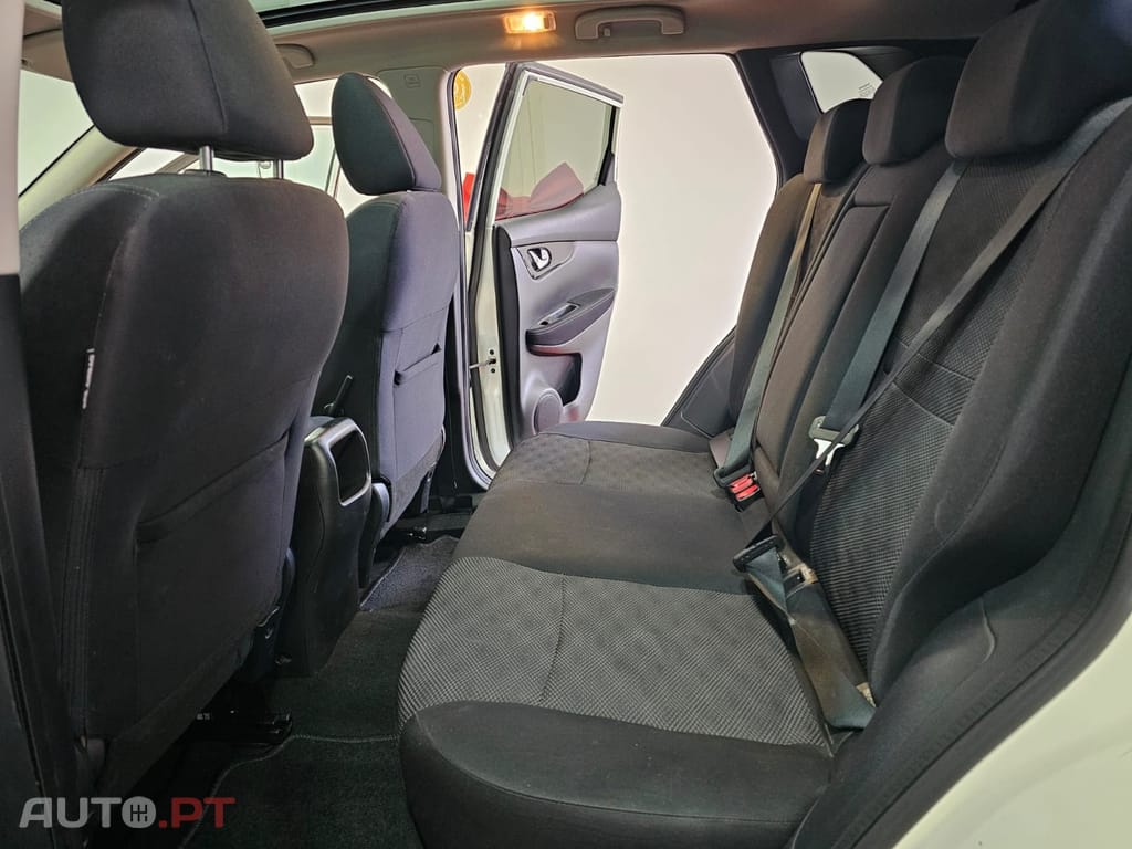 Nissan Qashqai 1.5 dCi N-Connecta