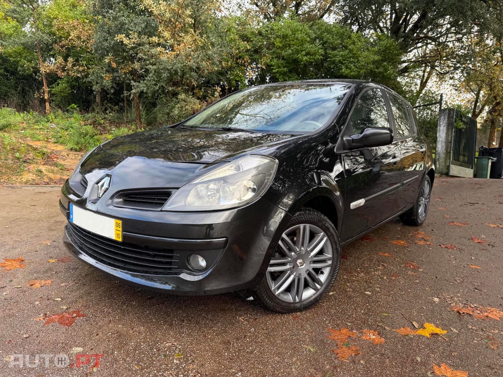 Renault Clio 1.6 INITIALE Automático 80mikm