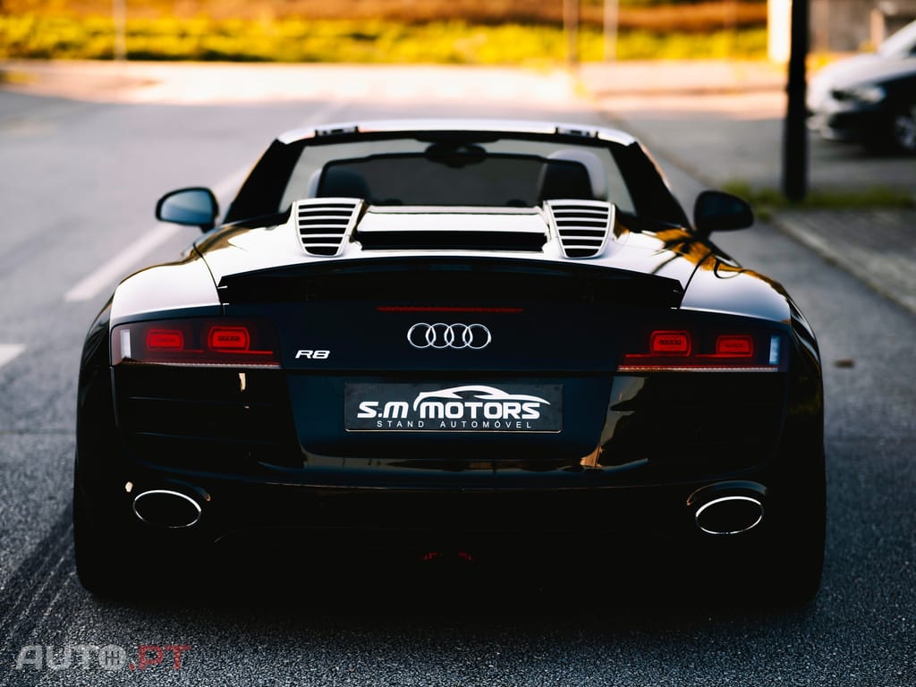 Audi R8 5.2 FSi V10 quattro R tronic