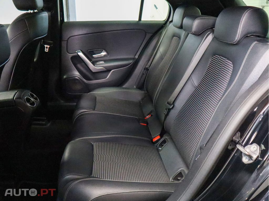 Mercedes-Benz A 180 d style  Auto