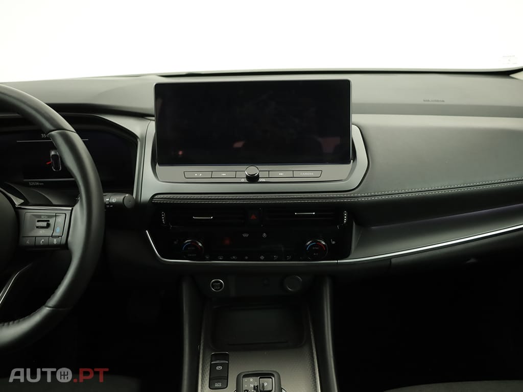 Nissan Qashqai Qashqai 1.3 DIG-T N-Connecta LED Xtronic