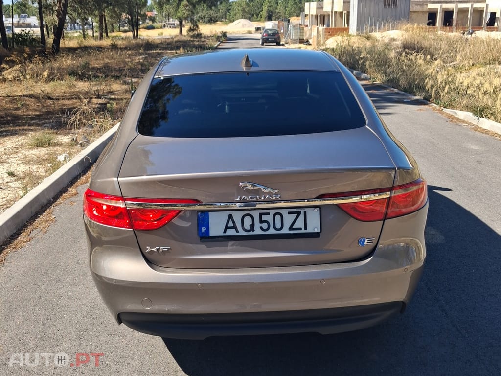 Jaguar XF 2.0 Prestige