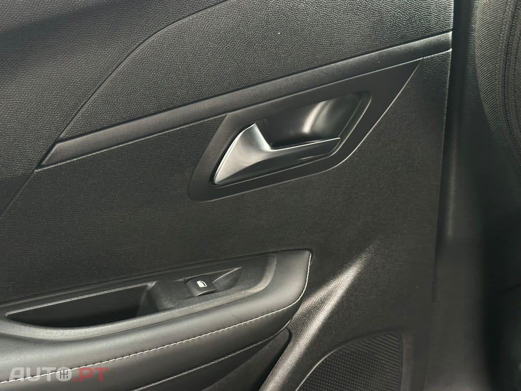Peugeot 208 1.2 PureTech Allure Pack