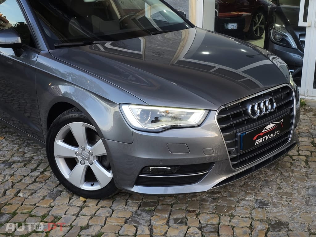 Audi A3 Sportback 1.6 TDI Attraction Ultra