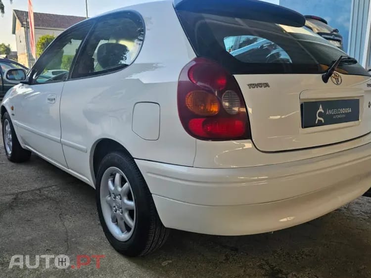 Toyota Corolla 2.0 D-4D Sol