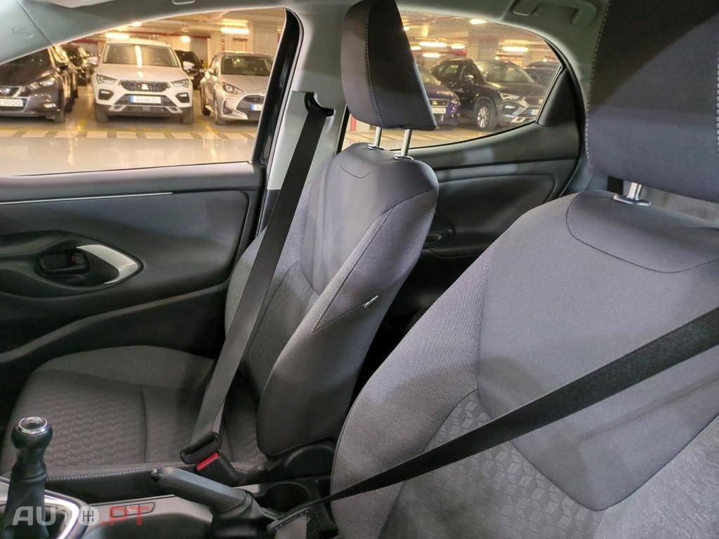 Toyota Yaris 1.0 VVT-i Comfort Plus