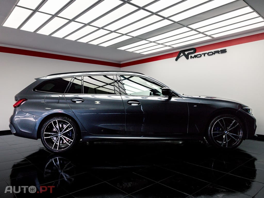BMW 330 e Touring Pack M Auto