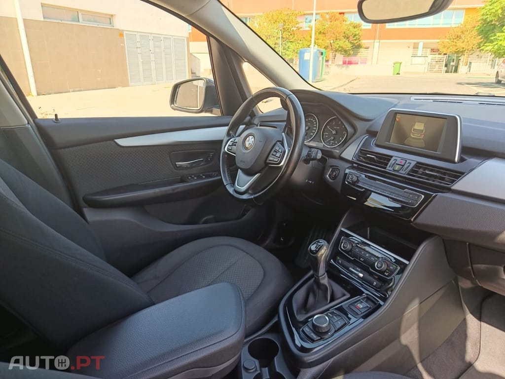 BMW 216 d Advantage