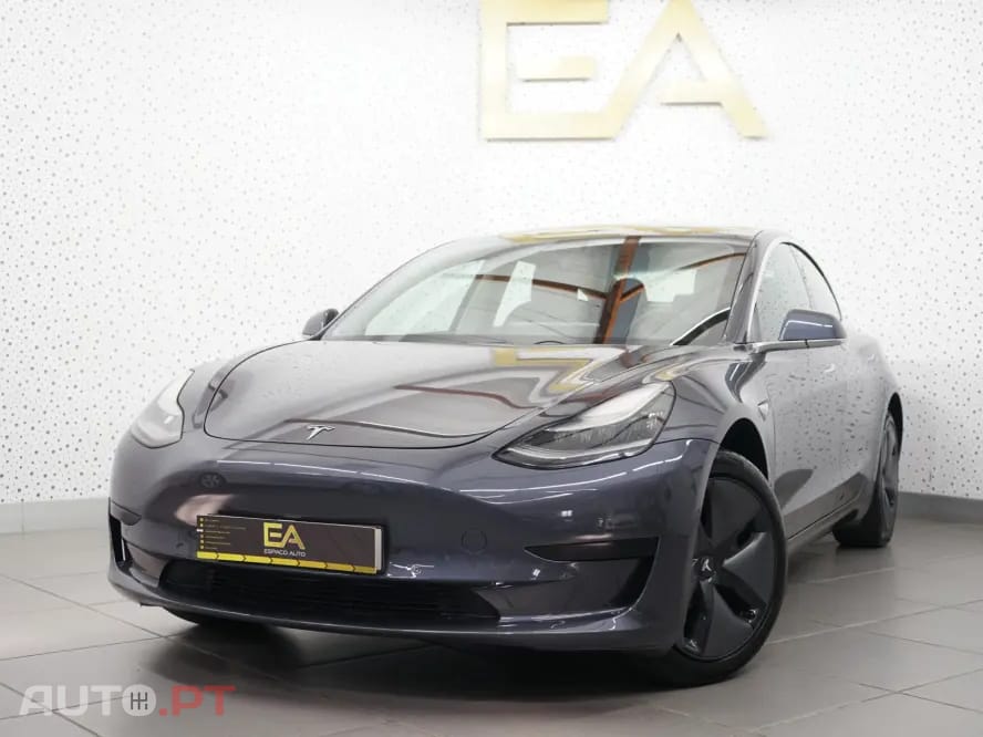 Tesla Model 3 Standard Range Plus RWD