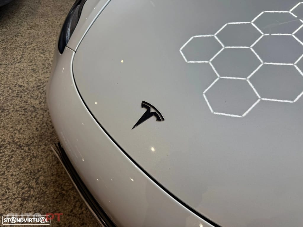 Tesla Model 3 Long Range Tração Traseira