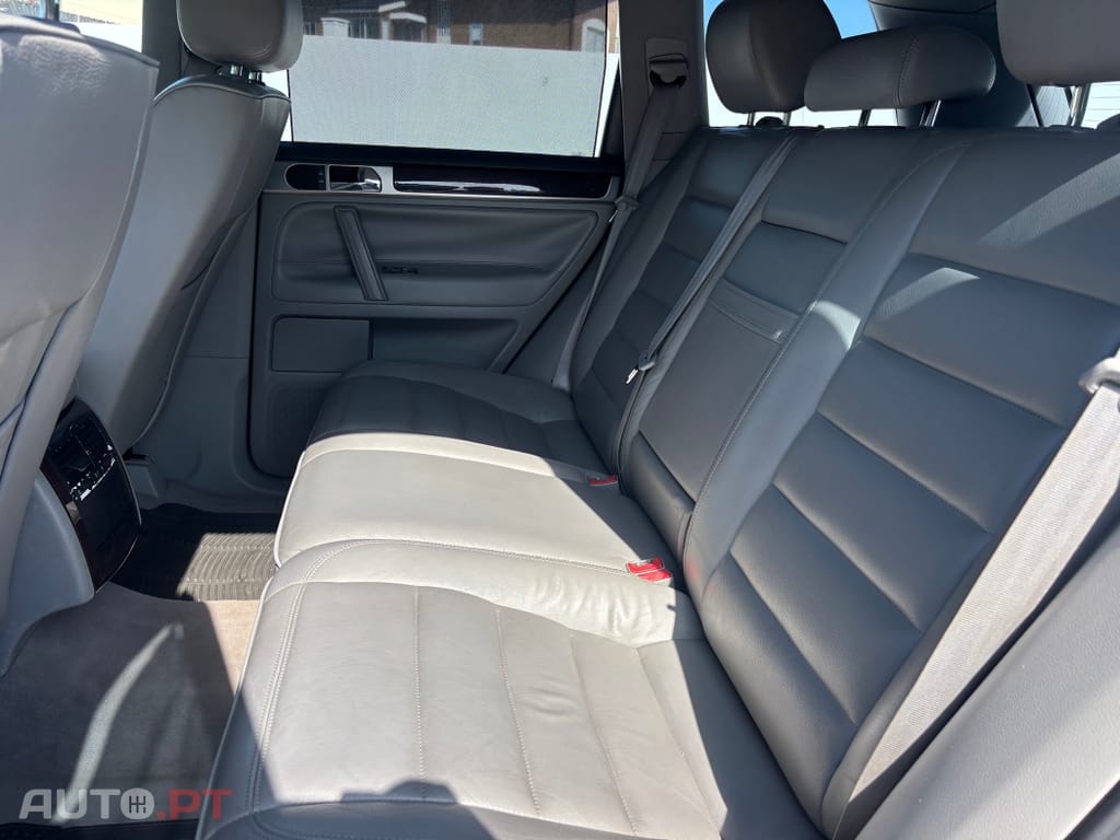 Volkswagen Touareg 2.5 TDi Top