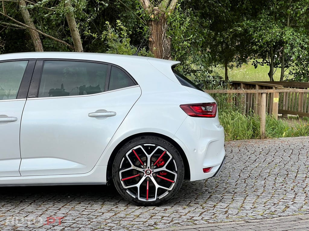 Renault Mégane 1.8 TCe R.S. Trophy EDC