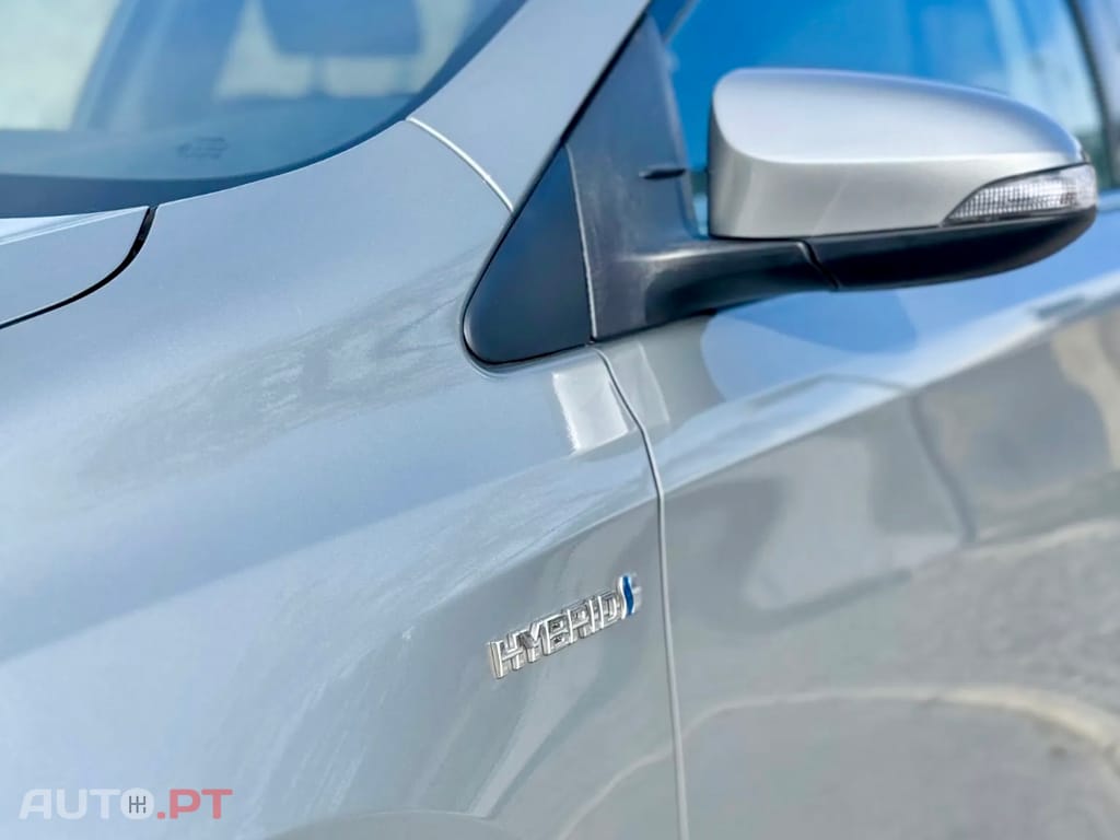 Toyota Auris Touring Sports Confort P. Sports