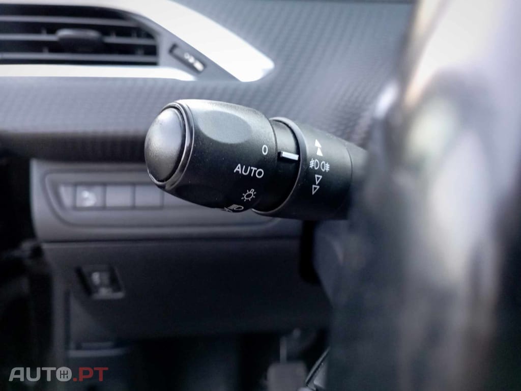 Peugeot 2008 1.6 HDI