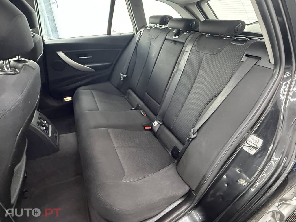 BMW 318 d Pack M