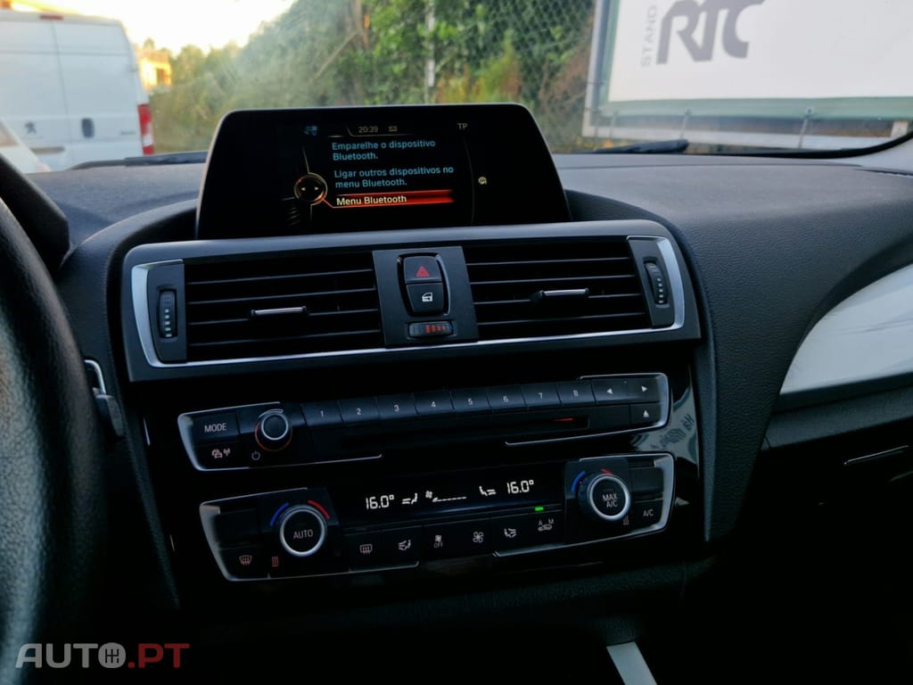 BMW 116 d Line Urban Auto