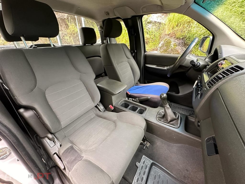 Nissan Navara 2.5 dCi CD LE 4WD