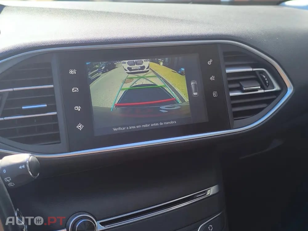 Peugeot 308 1.6 BlueHDi Allure J17