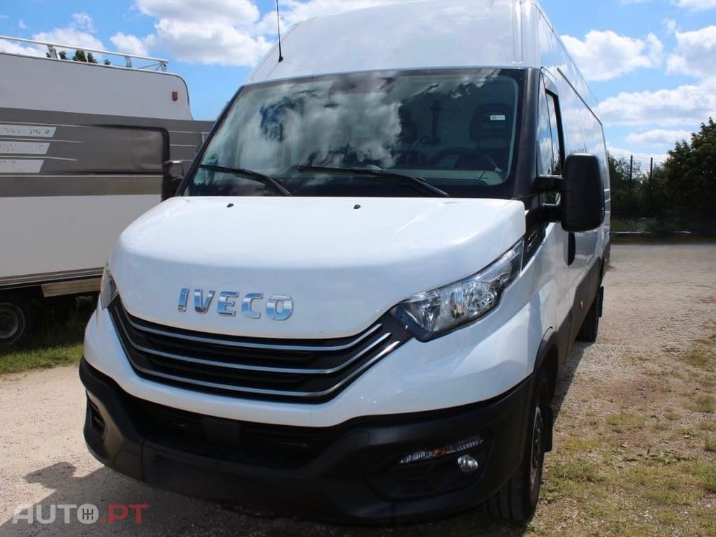 Iveco Daily 2.3 35S14 3000 CD