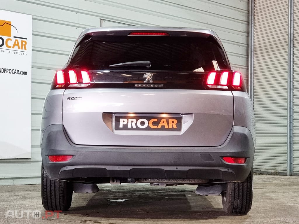 Peugeot 5008 1.5 BlueHDi Allure EAT8