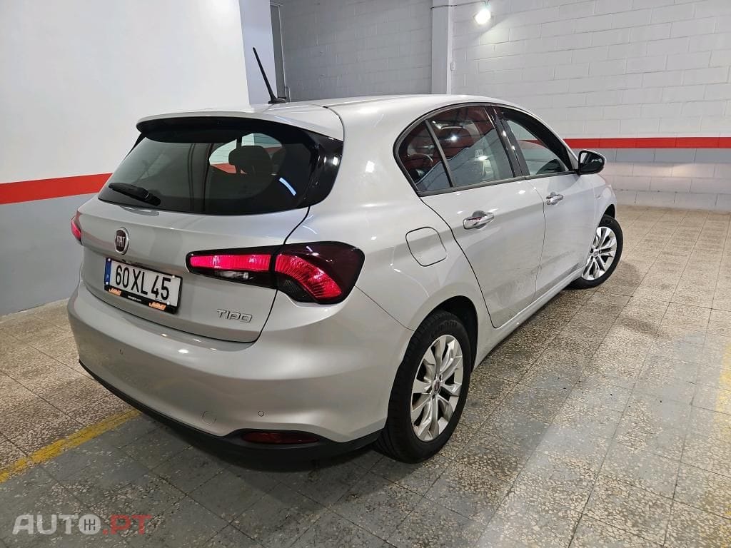 Fiat Tipo 1.3 M-Jet Lounge