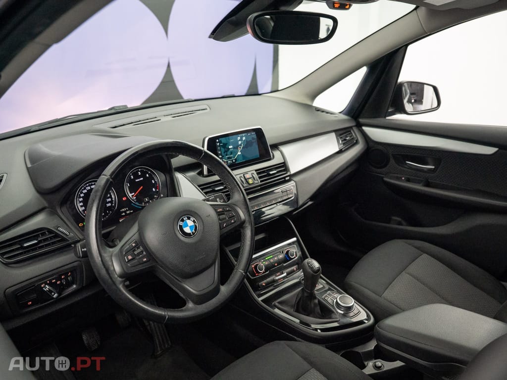 BMW 216 d 7L Auto