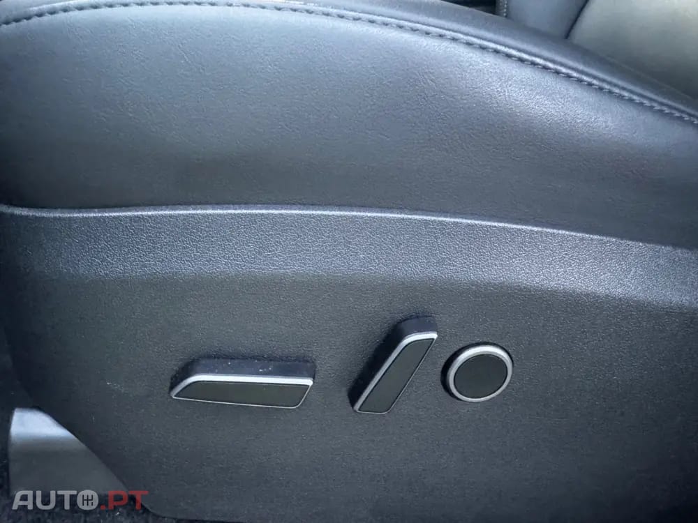 Tesla Model Y Long Range Dual Motor AWD