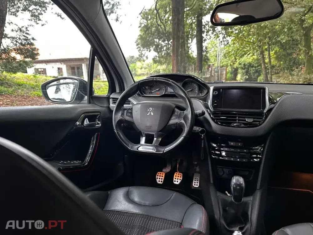 Peugeot 208 1.2 PureTech GT Line