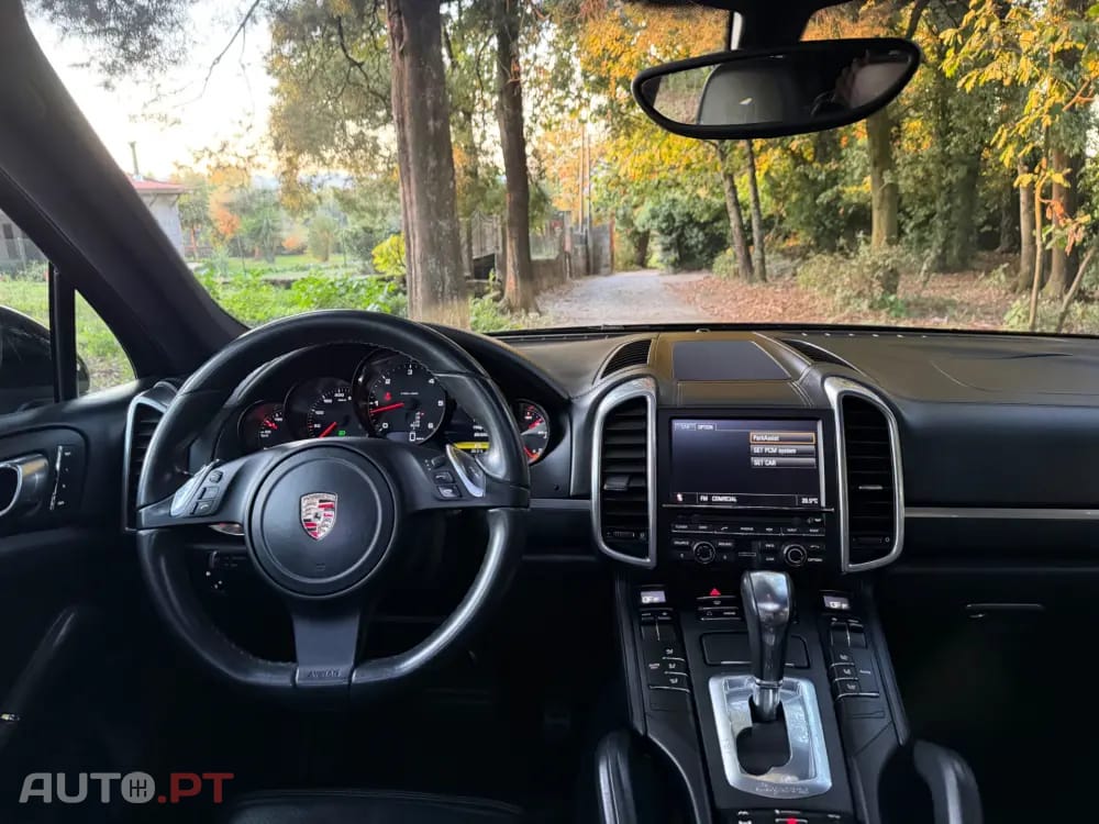 Porsche Cayenne Platinum Edition