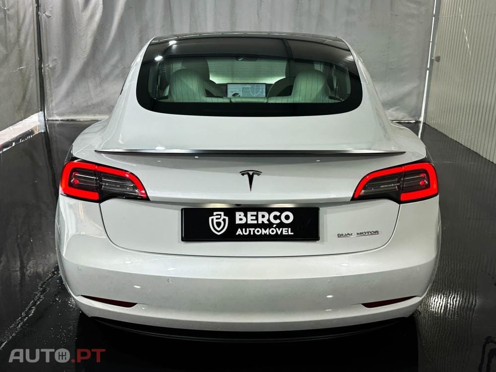 Tesla Model 3 Performance Dual Motor AWD