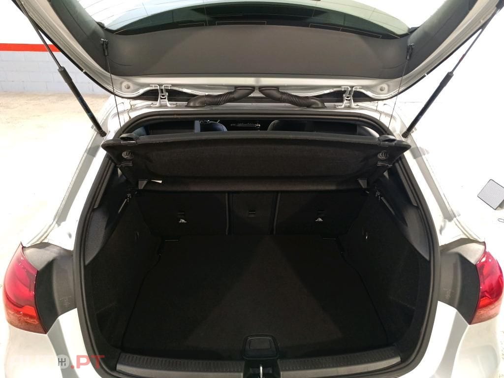 Mercedes-Benz A 200 Standard