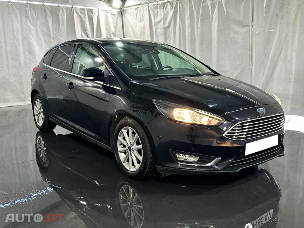 Ford Focus 1.5 EcoBlue S&S Aut. TITANIUM DESIGN