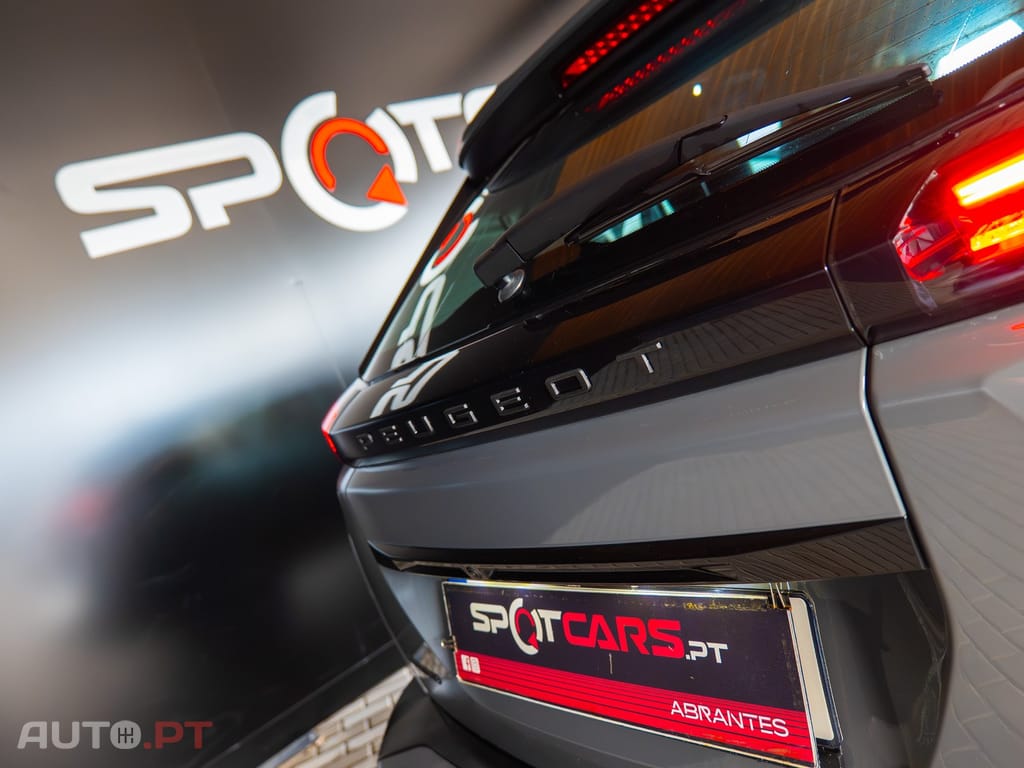 Peugeot 2008 1.2 PureTech Active Pack