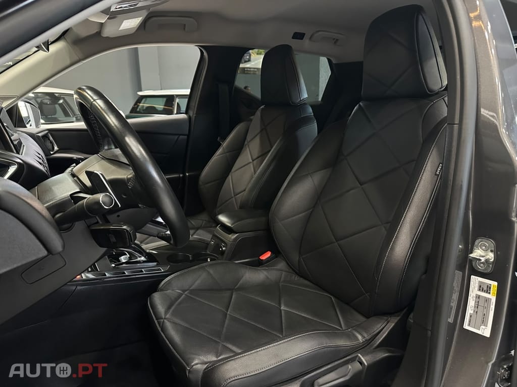 DS 3 1.2 PureTech Performance Line EAT8 — fotografia 14
