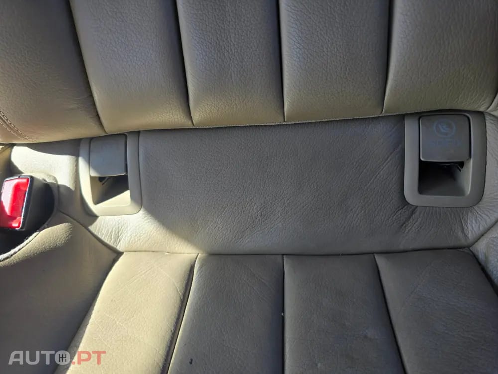 Mercedes-Benz CLS 350 Outro